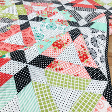 Load image into Gallery viewer, Hopscotch Quilt
